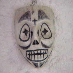 Mask made in Suchitlan