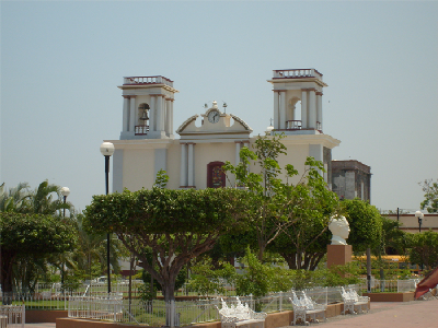 Coquimatlan Jardin (town square)