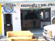 Entrance to "Bill y Bob"