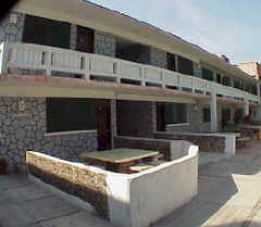 Hotel San Pedrito rooms facing ocean